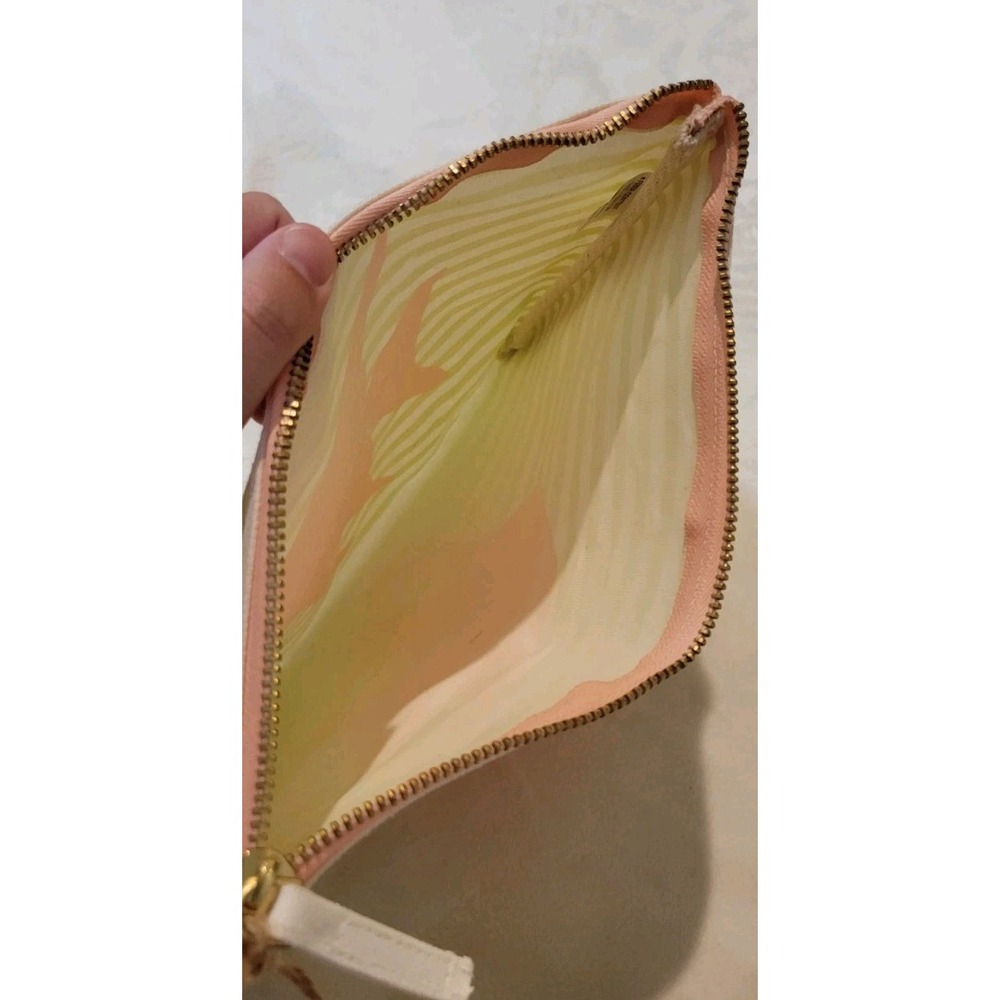 NEW GREEN STRIPED WITH FISH DESIGN COSMETIC BAG - Picture 3 of 3